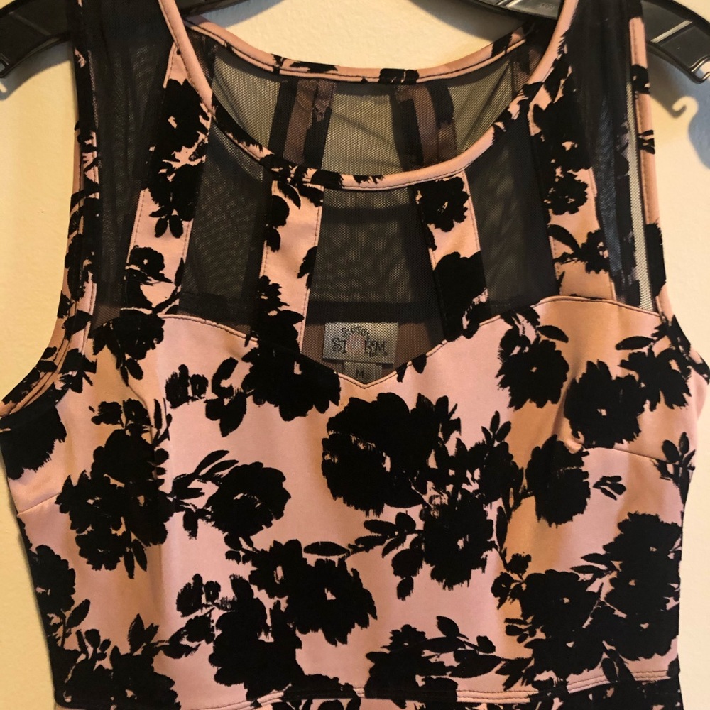 Gorgeous form-fitting dress